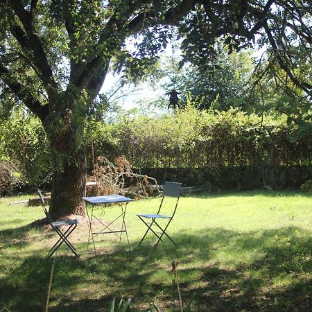 L Entredeux Apartment Saint-Viaud Luaran gambar