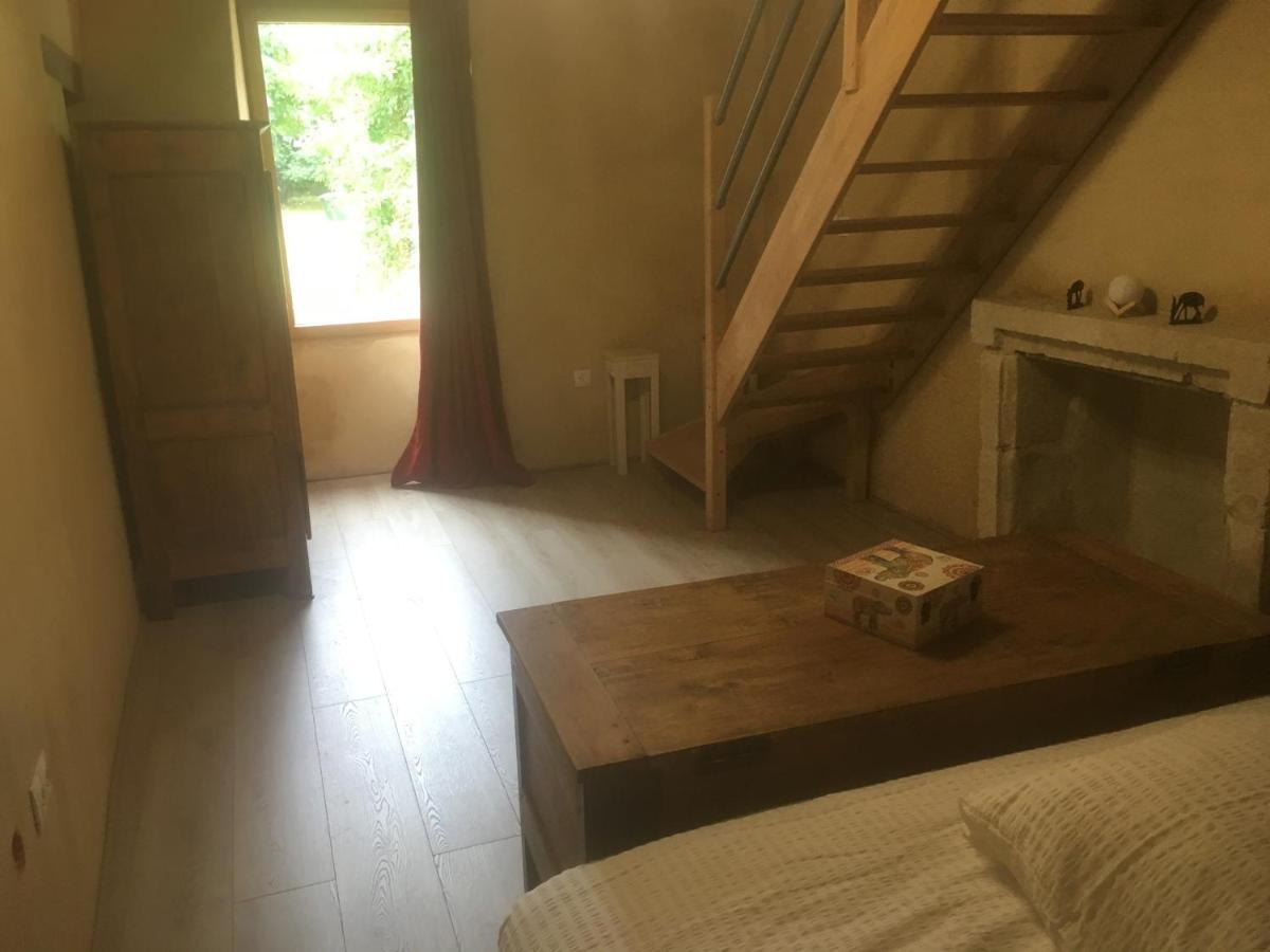 L Entredeux Apartment Saint-Viaud Luaran gambar