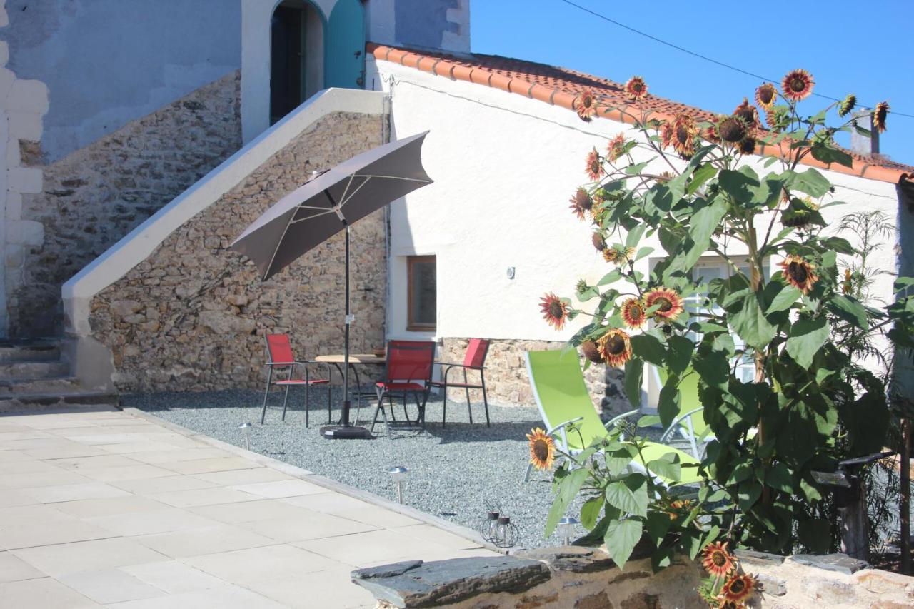 L Entredeux Apartment Saint-Viaud Luaran gambar