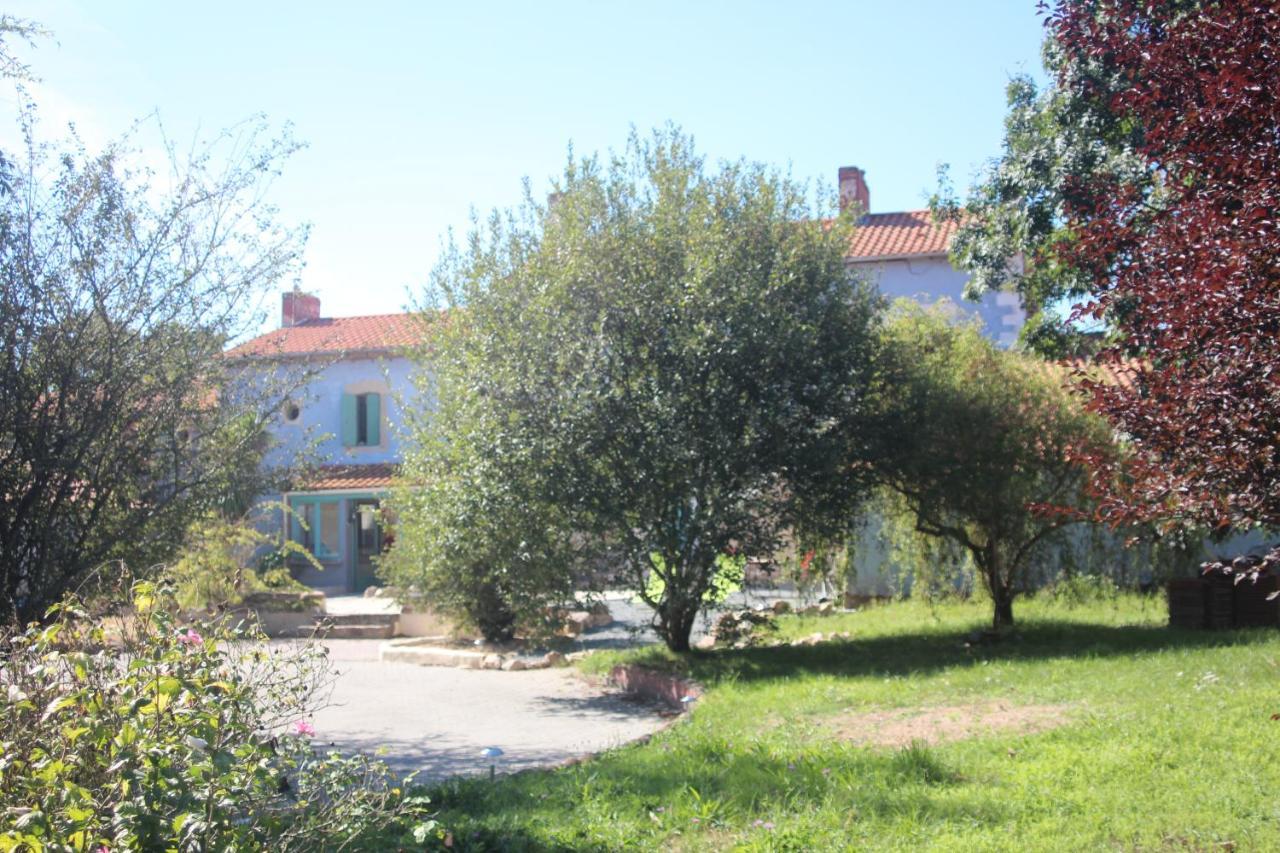L Entredeux Apartment Saint-Viaud Luaran gambar